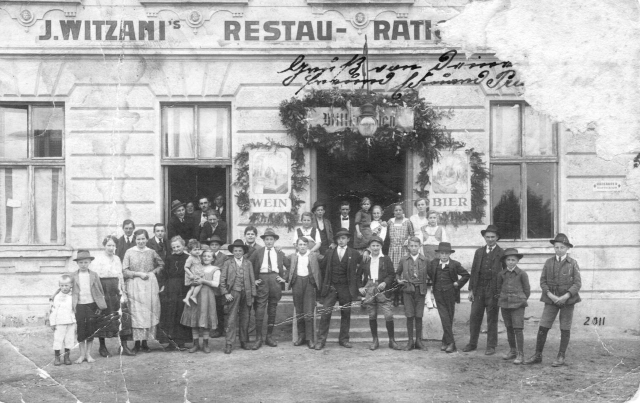 "J. Witzani´s Restauration" in Sierndorf, historische Aufnahme